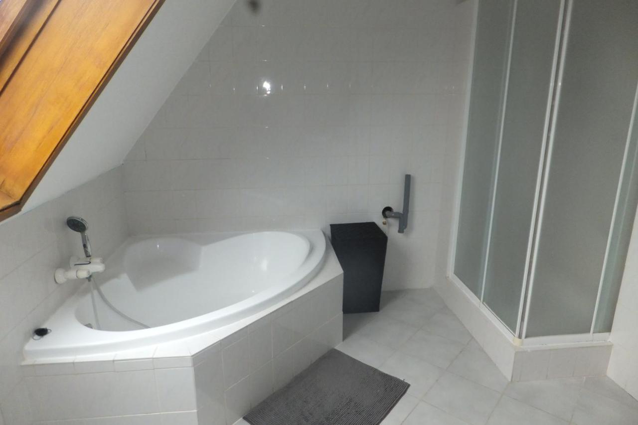 Superbe Appartement En Residence Betschdorf Kültér fotó